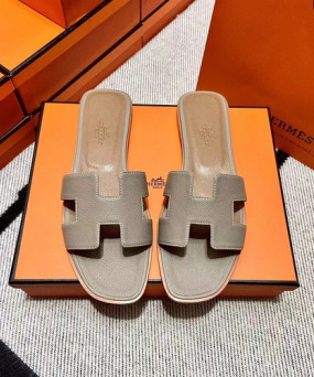 에르메스 올수공 오란 슬리퍼 샌들 앱송 131